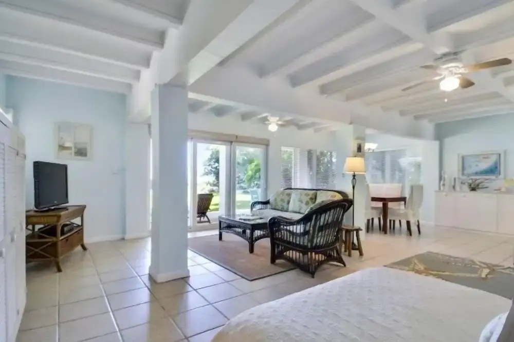 Waterfront Home With Beautiful Views 1 Bedroom Home by RedAwning