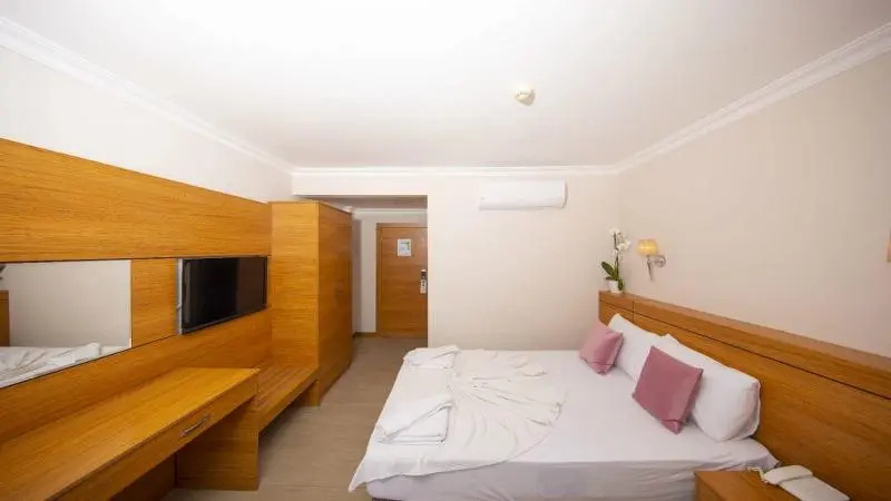 Elit Life Hotel — 4