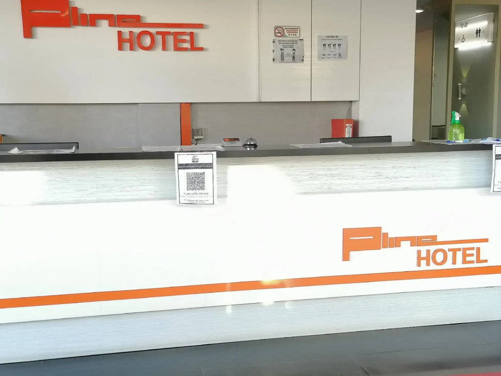 P Line Hotel