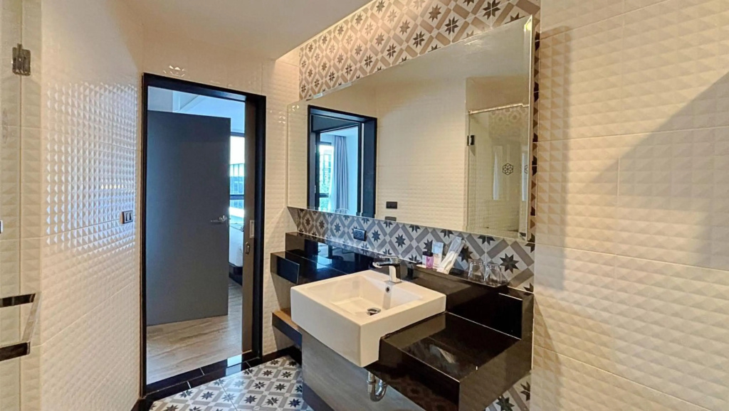Отель Chezzotel Pattaya в Паттайе