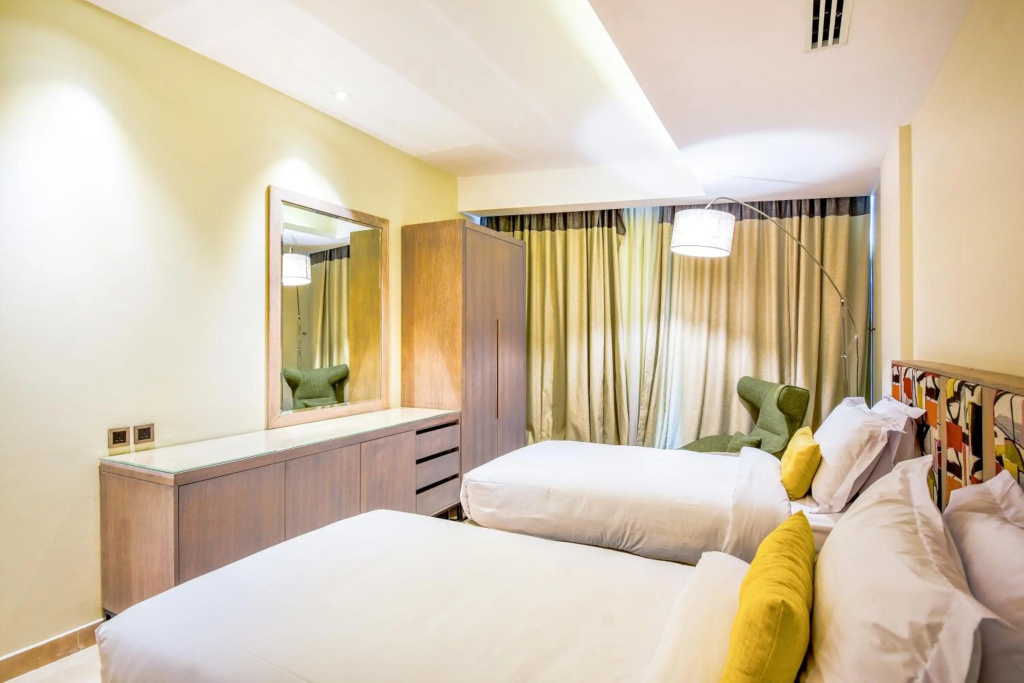 Отель Ewaa Express Hotel - Khorais в Эр-Рияде