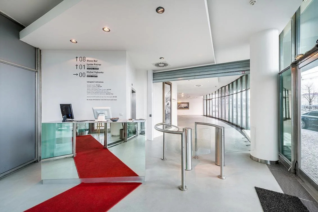Dancing House hotel - Tančící dům - Général