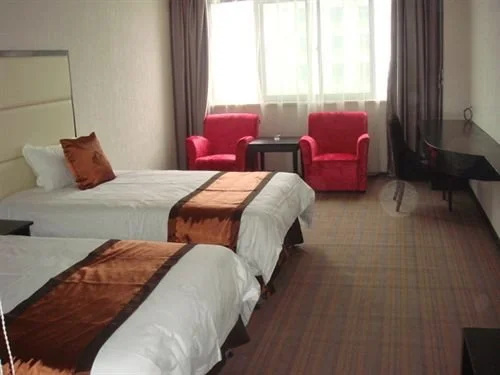 New Metropolis Hotel