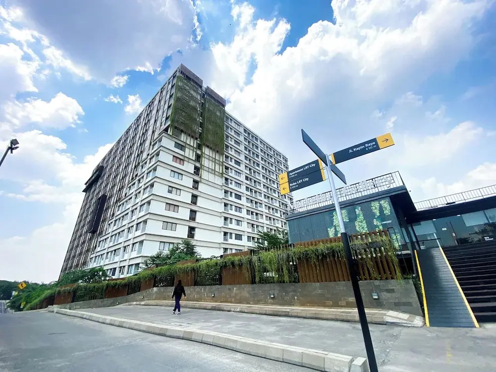 Good Choice and Comfy Studio Apartment at LRT City Jatibening