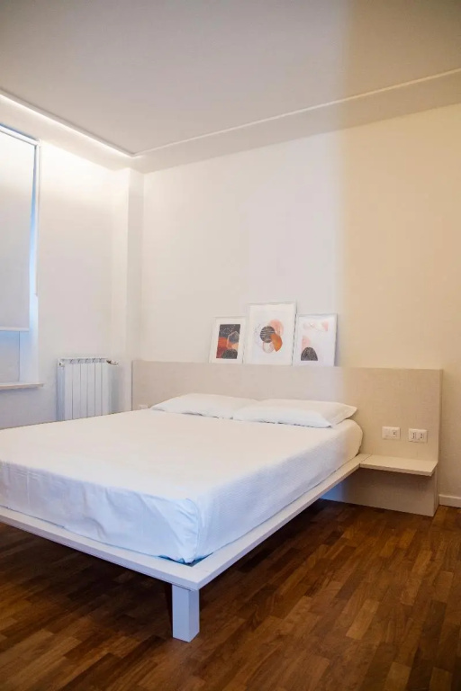 Double room (full double bed)
