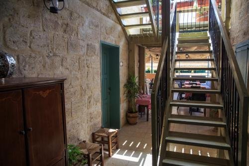 Michel House, Nazareth Image 90