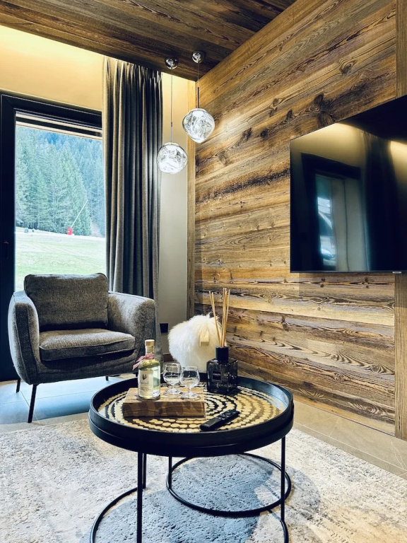 Afficher la photo 8 — Hameau des Prodains - Résidence
