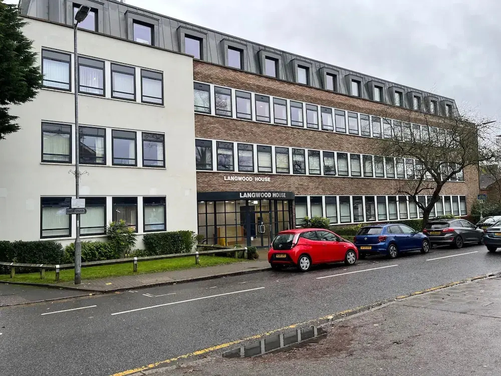 2br-modern-fullkitchen-25mincentrallondon-parking