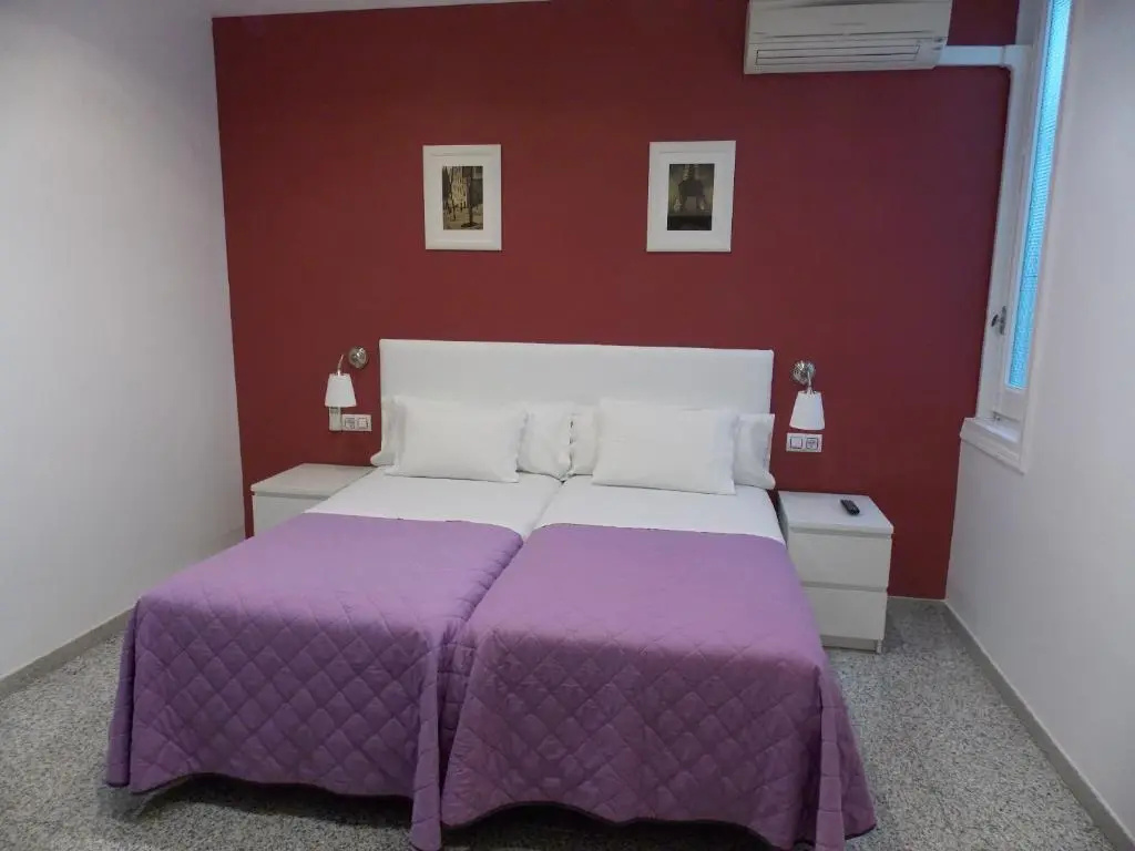 Standard Double room (twin beds)