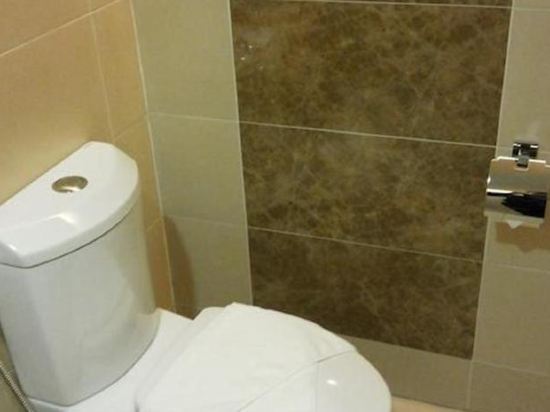 Eminent Hotel