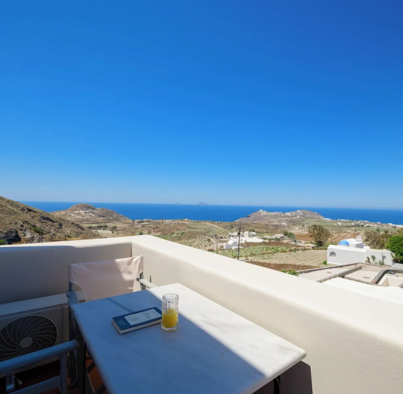 Aeolos Apartments