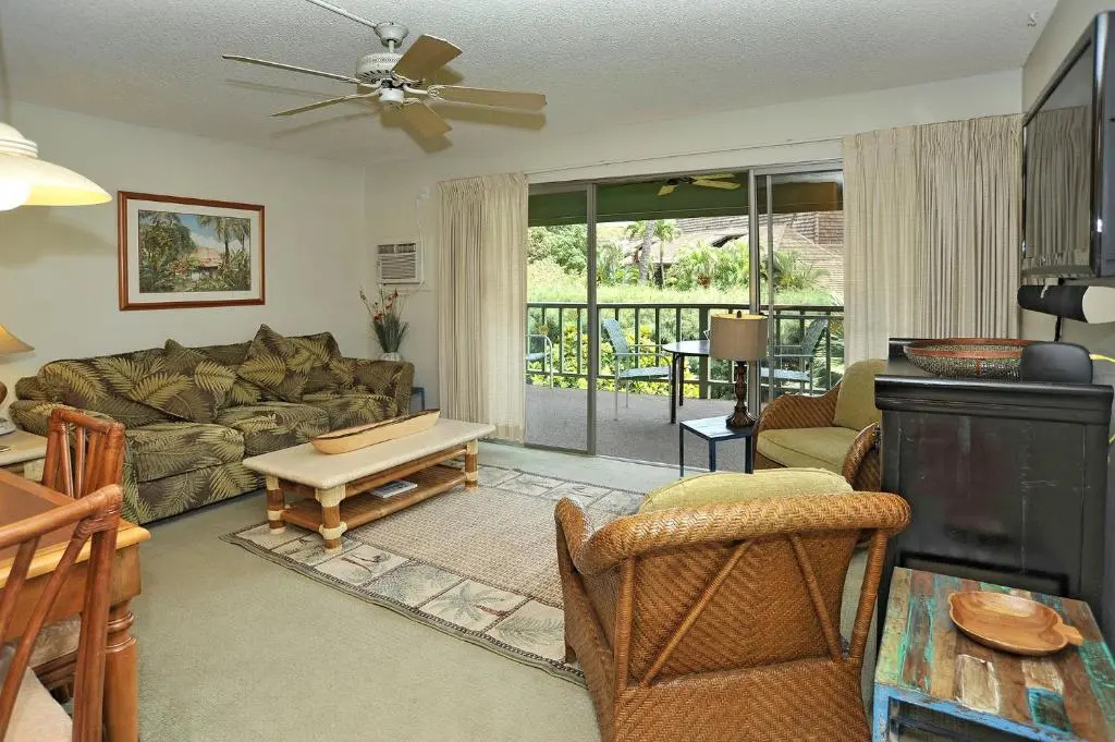 Kihei Kai Oceanfront Condominiums - Chambres