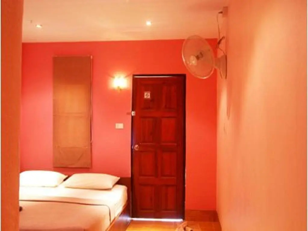 Premier Double room (full double bed)
