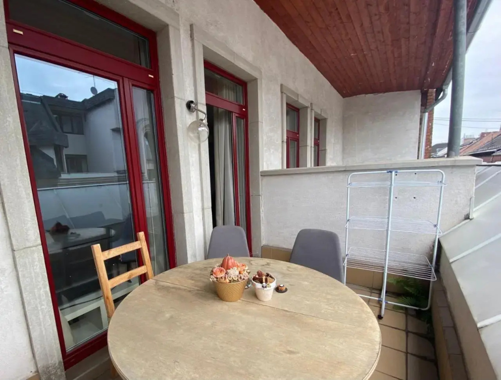 2 Bedroom 107 M2 Loft with Balcony