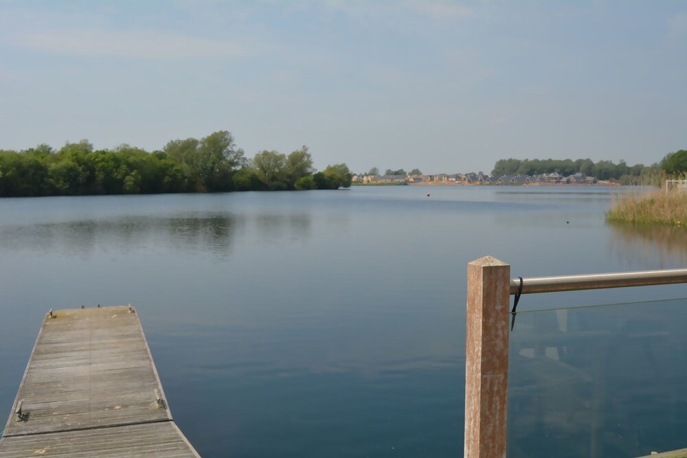 Beach & Waterfront