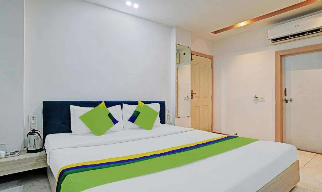 Hotel photo 12