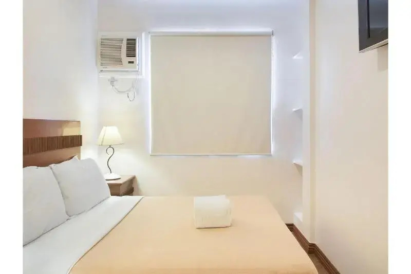 Deluxe Double room (full double bed)
