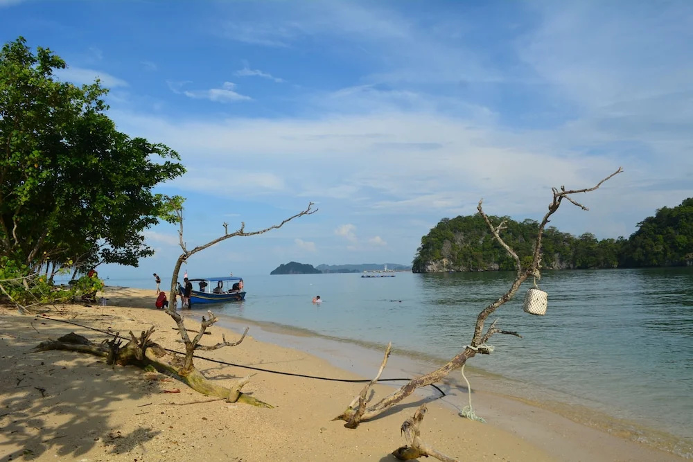 Beach & Waterfront