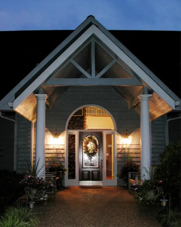 Garden Inn Bed & Breakfast at Bee Rock