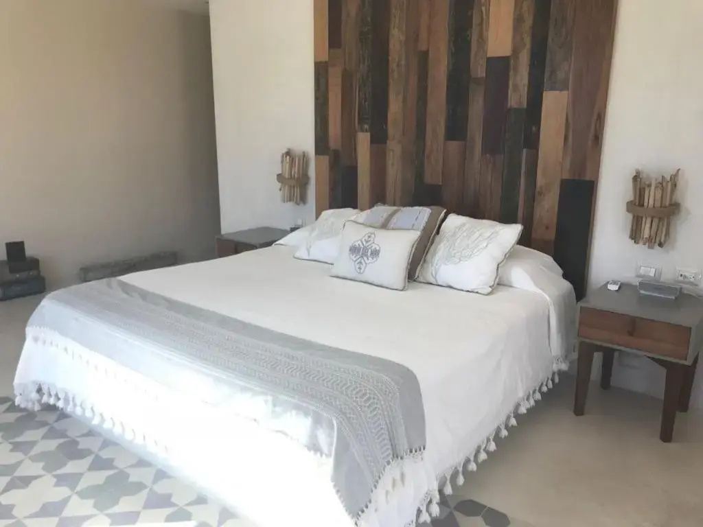 Suite with balcony and with sea view