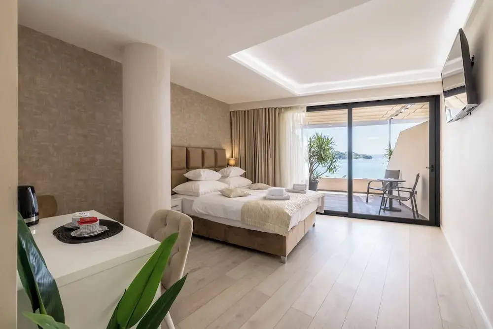 Luxury room
