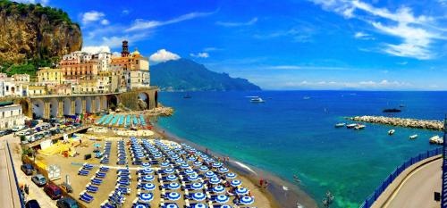 Beach & Waterfront