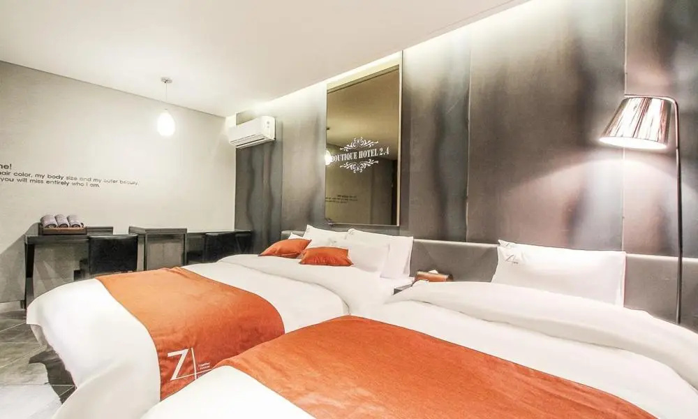 Deluxe Double room (twin beds)