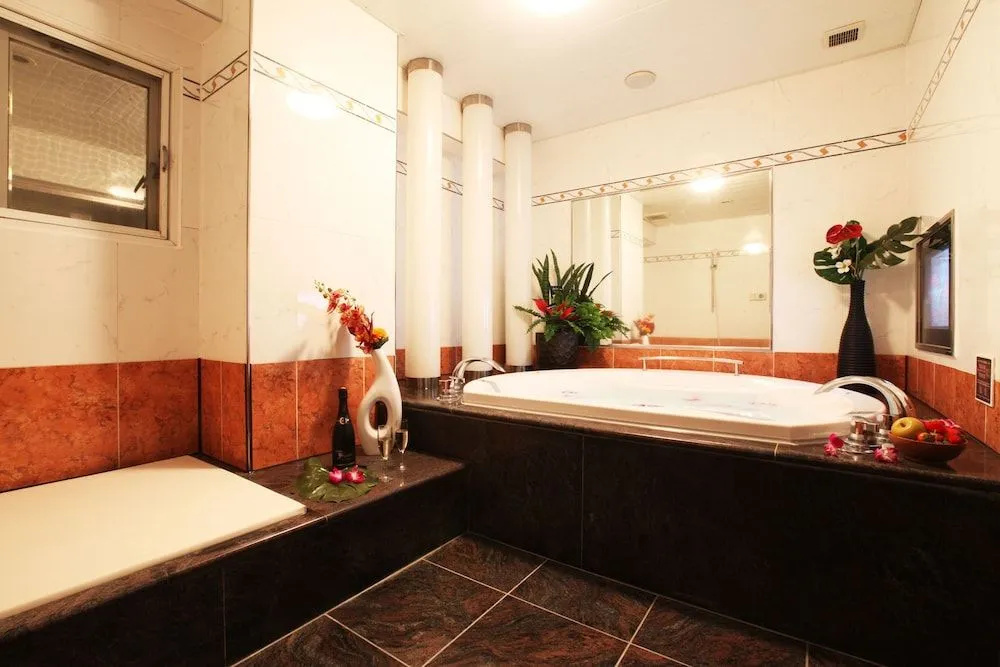 GRAND CARIBBEAN RESORT HOTEL - Adult Only