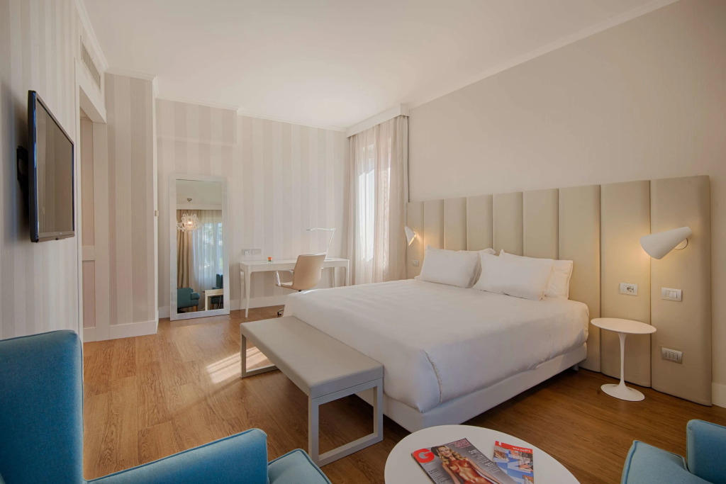 NH Genova Centro — фото 6