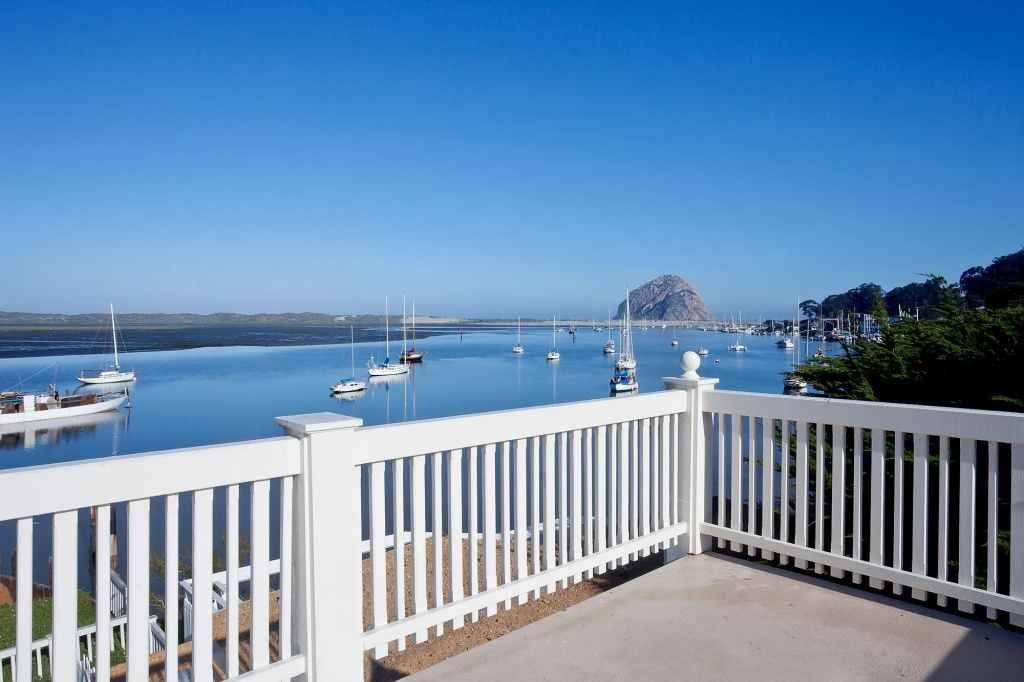 Beach & Waterfront