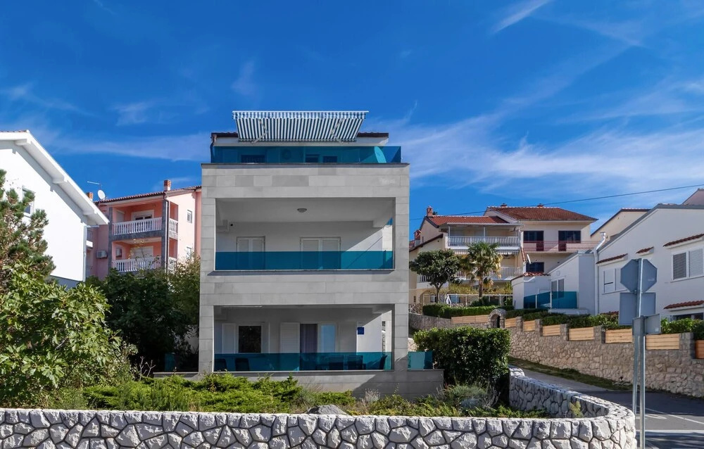 Amazing Home in Dramalj With Wifi and 2 Bedrooms