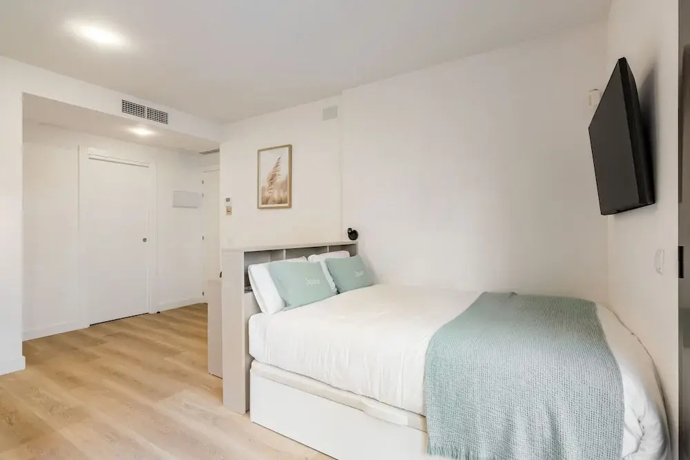 Economy Double room (full double bed)