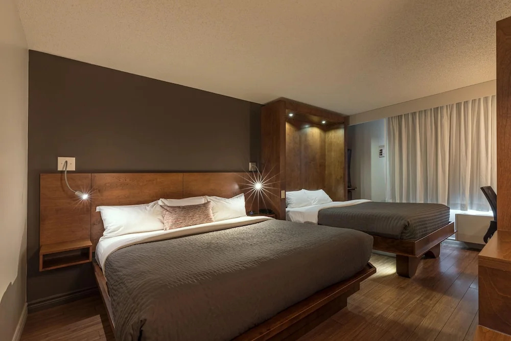 Superior Double room with river view (full double bed)