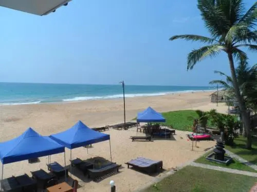 Beach & Waterfront