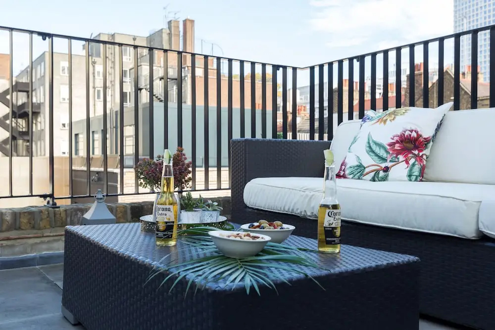 Balcony & Terrace