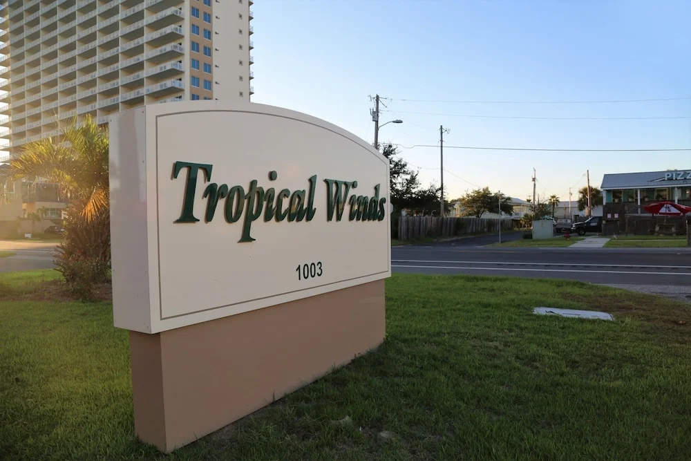 Tropical Winds 303 2 Bedroom Condo by RedAwning