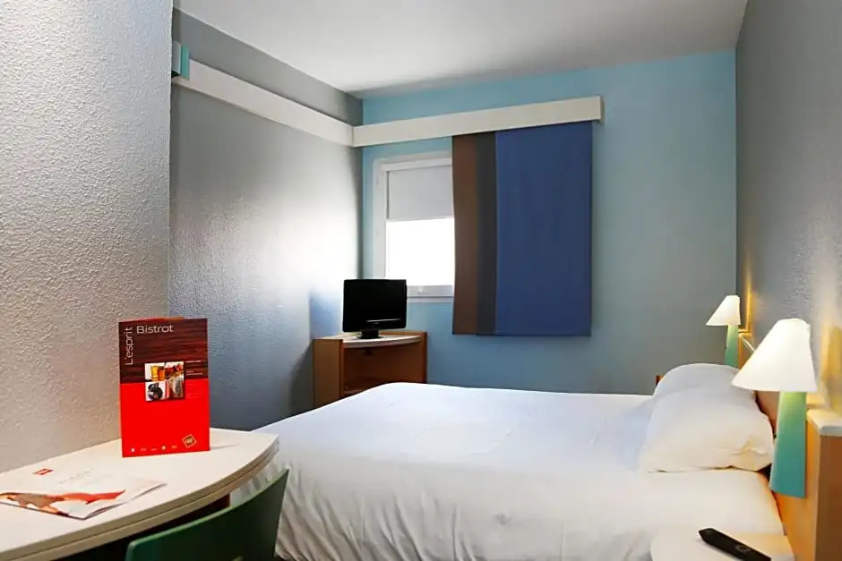 ibis Orange Centre Echangeur A7 A9 - Chambres