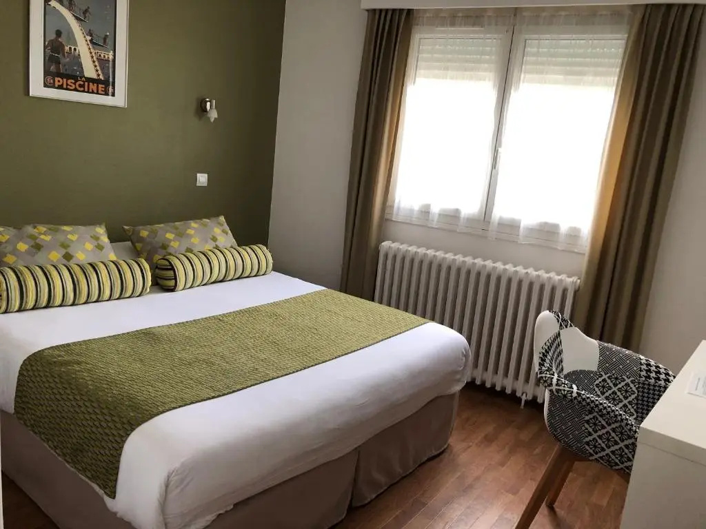Standard Double room (full double bed)
