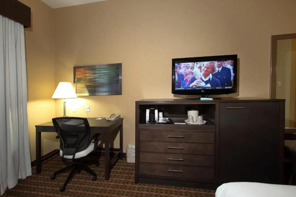 Holiday Inn Express & Suites - Vernon by IHG - Chambres