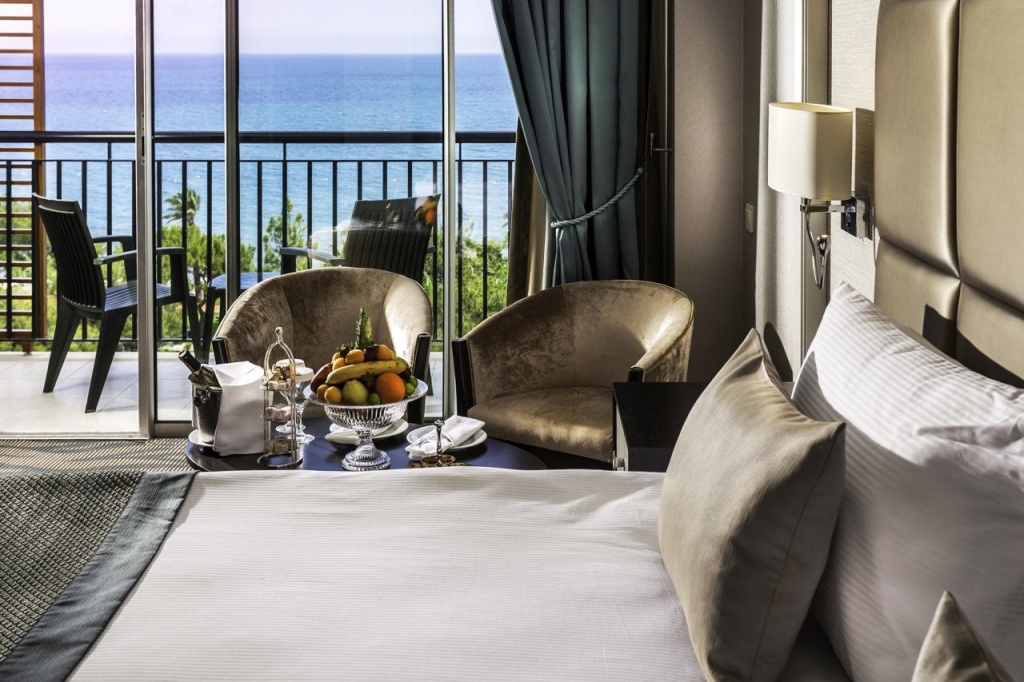 Отель Rixos Beldibi - Adult Only - The Land of Legends Access в Бельдиби