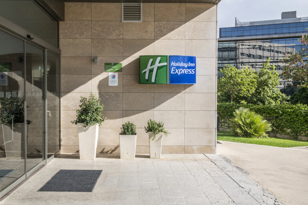 Holiday Inn Express Barcelona - Sant Cugat by IHG