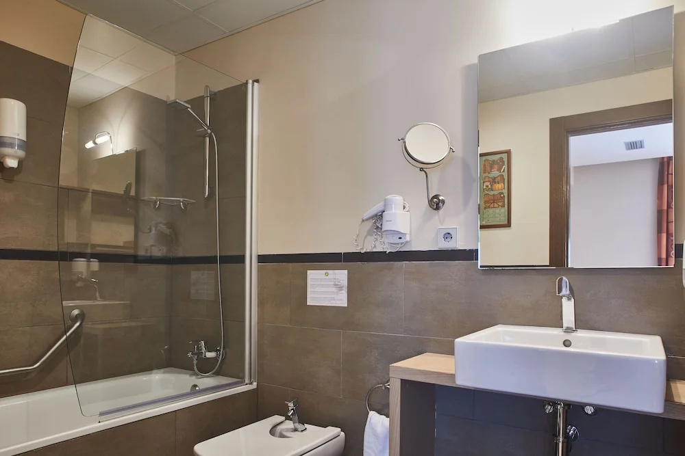 Hotel Silken Ordesa - Chambres