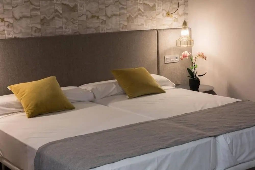 Ona Marbella Inn - Chambres