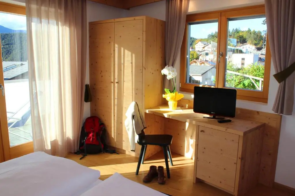 Economy room