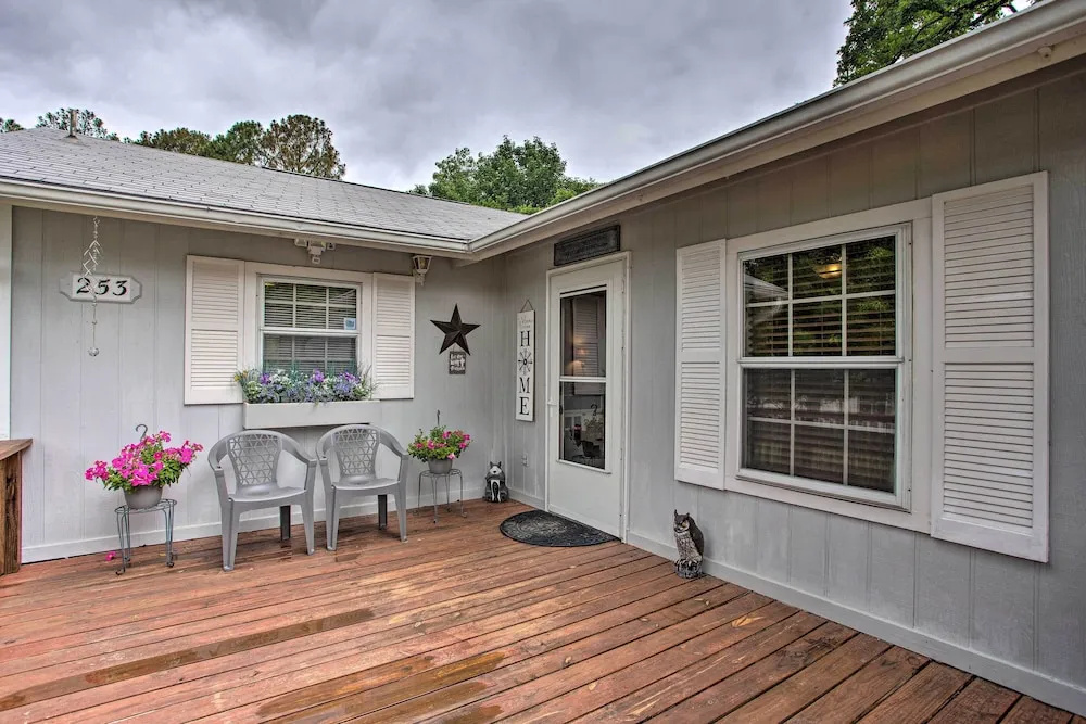 Cedar Creek Reservoir Home w/ Private Boat Launch!