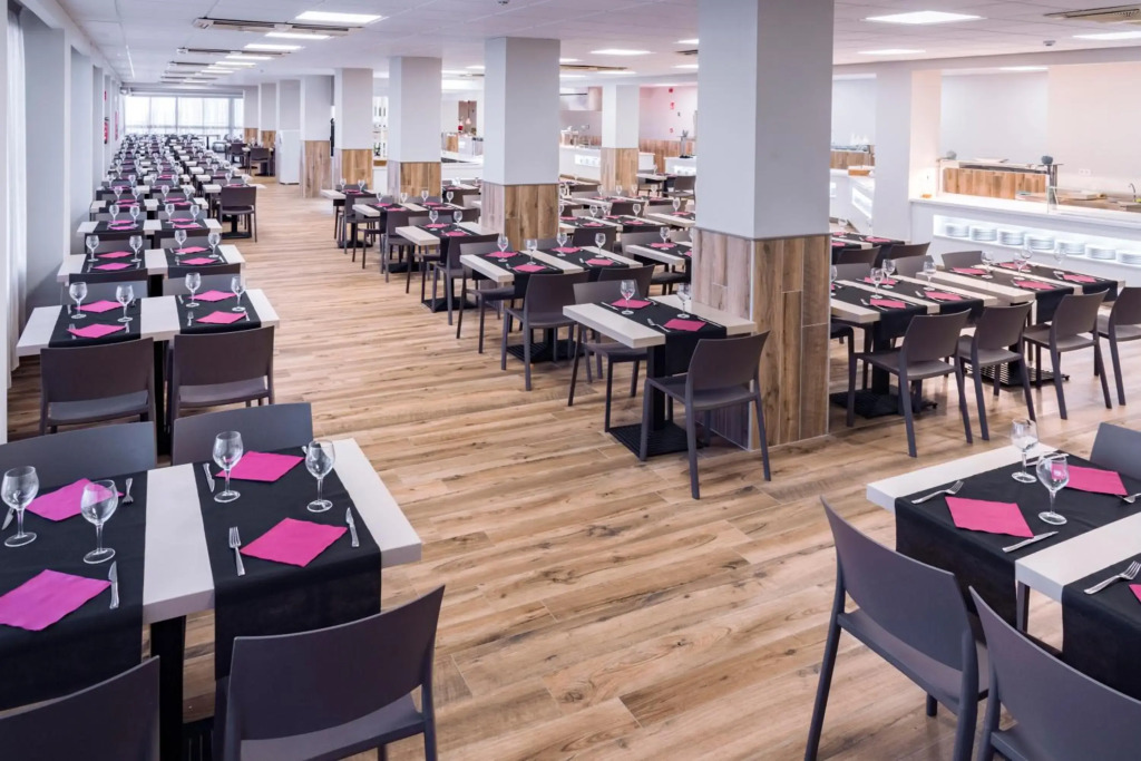 Hotel Oasis Park Splash photo 38