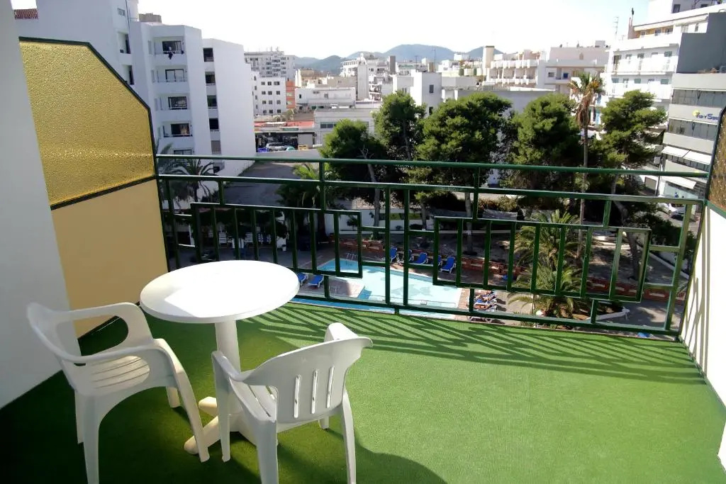 Hotel Tropical - Chambres
