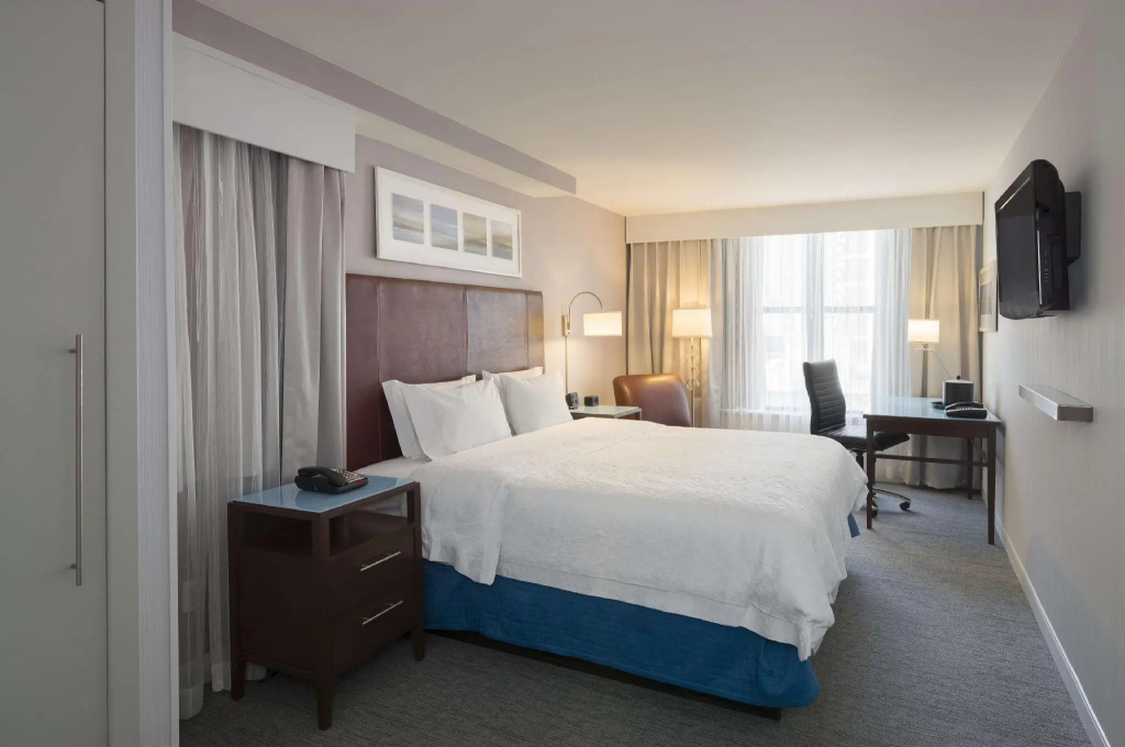 Hampton Inn Manhattan Seaport Financial District - Chambres