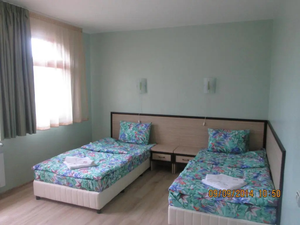Hotel Emaly Green - Chambres