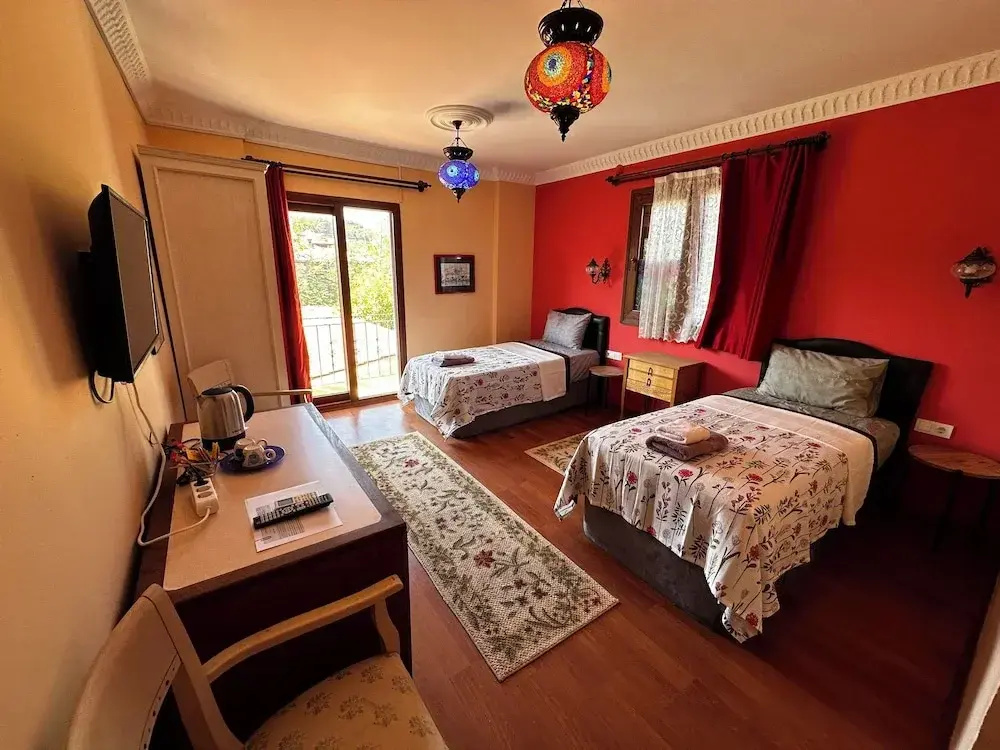 Comfort room
